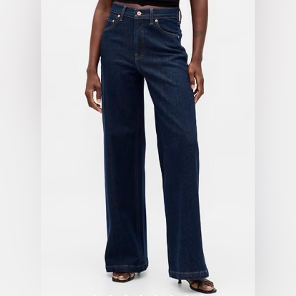 Gap High Rise Stride Wide-Leg Jeans Size 32/14 Short